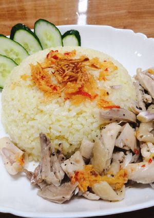 Hình của món Cơm gà xé.