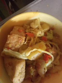 A picture of Awara Nd Irish potatoes sauce.