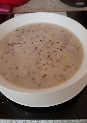 A picture of My Creamy Chicken Sweetcorn & Barley soup. 😀.