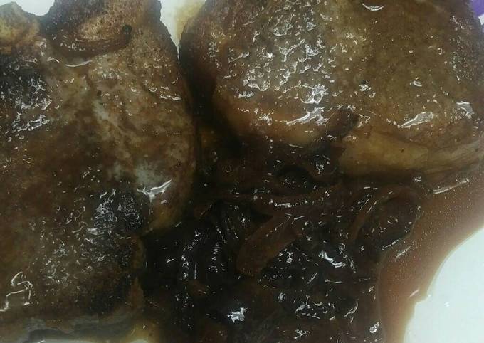 Step-by-Step Guide to Make Quick Lamb Chops with Mushroom Catsup