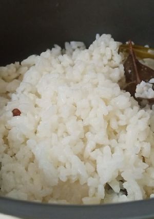 Foto resep Nasi Uduk Rice Cooker