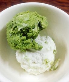 kem dừa matcha