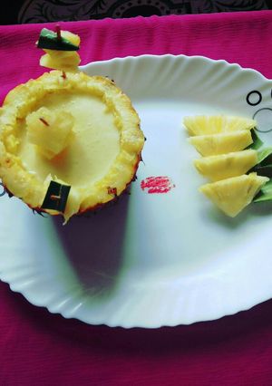 A picture of Pineapple shake.