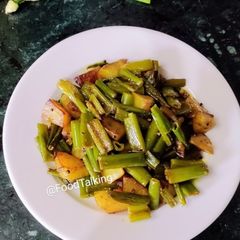 Onion Flower And Potato Fry(Pyaaz Kali Aloo Bhaja) A picture of Onion Flower And Potato Fry(Pyaaz Kali Aloo Bhaja).