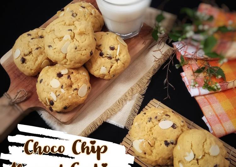πͺ Choco Chip Almond Cookies πͺ