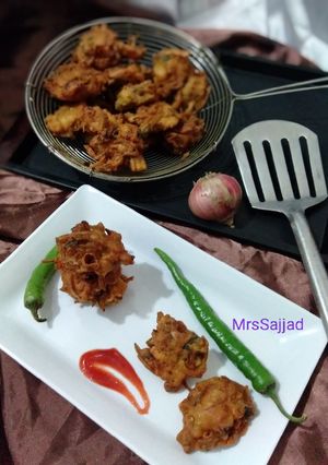 A picture of Vegetable Fritters.