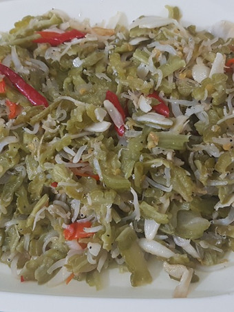 Langkah Mudah untuk Membuat Pare Tumis Pedas Ikan Teri Anti Gagal