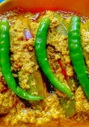 A picture of Spicy Parbal with khus khus.