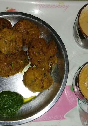 A picture of Chana Dal Pakode.
