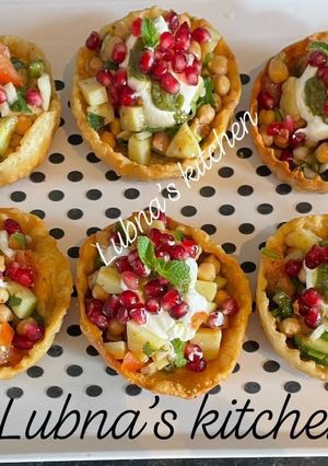 A picture of Edible bowl snack (katori Chaat):.