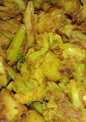 A picture of Cauliflower potato sabzi.