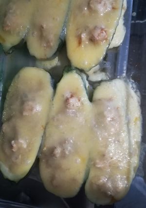 Una foto de Zapallo italiano relleno con Pavo 🦃