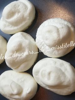 Une photo de Meringues