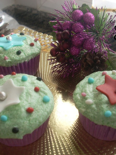 Una foto de Cupcakes de chocolate con cobertura de queso