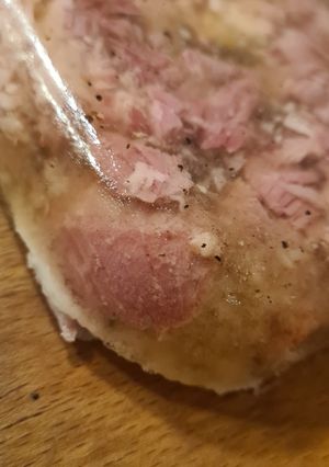 O poză a rețetei Piftie din porc.