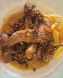 Conejo con rossinyols (rebozuelos)cocinado a mi manera. Una delicia