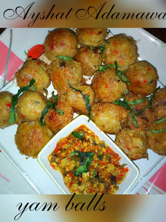 A picture of Yam balls.