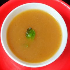 A picture of Clear Carrot soup.