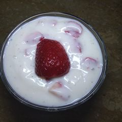 A picture of Strawberry curd.