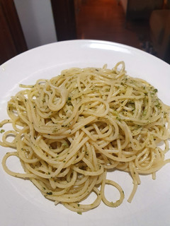 Una foto de Spaghetti al pesto genovese