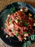 Salada morna de repolho roxo com maçã