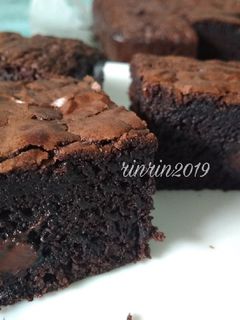 Foto resep Shiny and fudge brownies