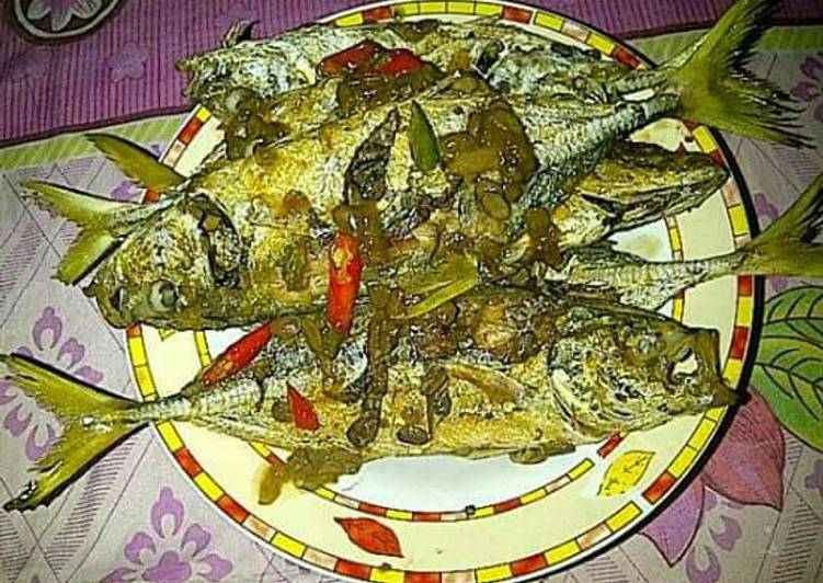 Ikan kembung sambal tauco