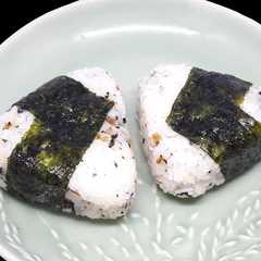 A picture of Resep onigiri tanpa beras jepang.