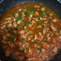 A picture of Boneless chicken stew.