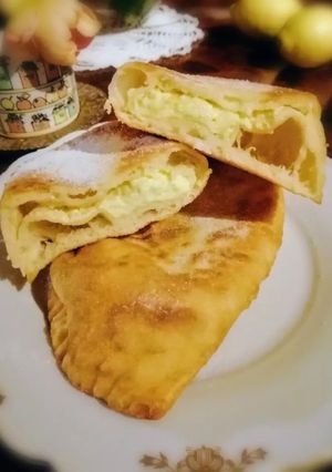 O poză a rețetei Brânzoaice cu urdă, prăjite.