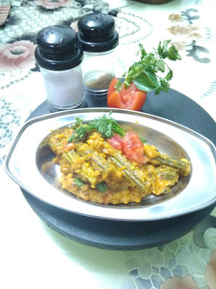 સરગવા નું શાક (Saragva Shak Recipe In Gujarati) રેસીપી મુખ્ય ફોટો