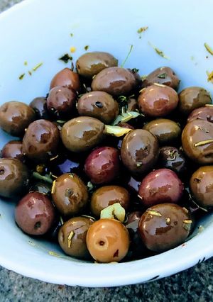 A picture of Freshly Marinated Olives.