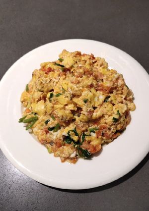 A picture of Tomato with Eggs.