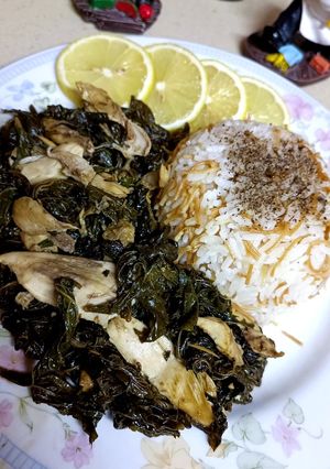 صورة لوصفة ملوخية ورز بالشعيرية