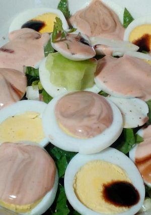 Φωτογραφία της συνταγής Σαλάτα (chef salad type) Με ό,τι έχει το ντουλάπι! Συνταγή Ασημένιας Μήλιου