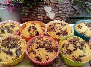 Csokis-banános muffin 🧁🍌🍫🧁 recept fotója