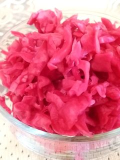 عکسی از دستور ترشی کلم قرمز