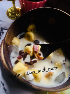 A picture of Milky fruit bowl.