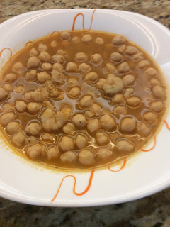Una foto de Garbanzos con verduras
