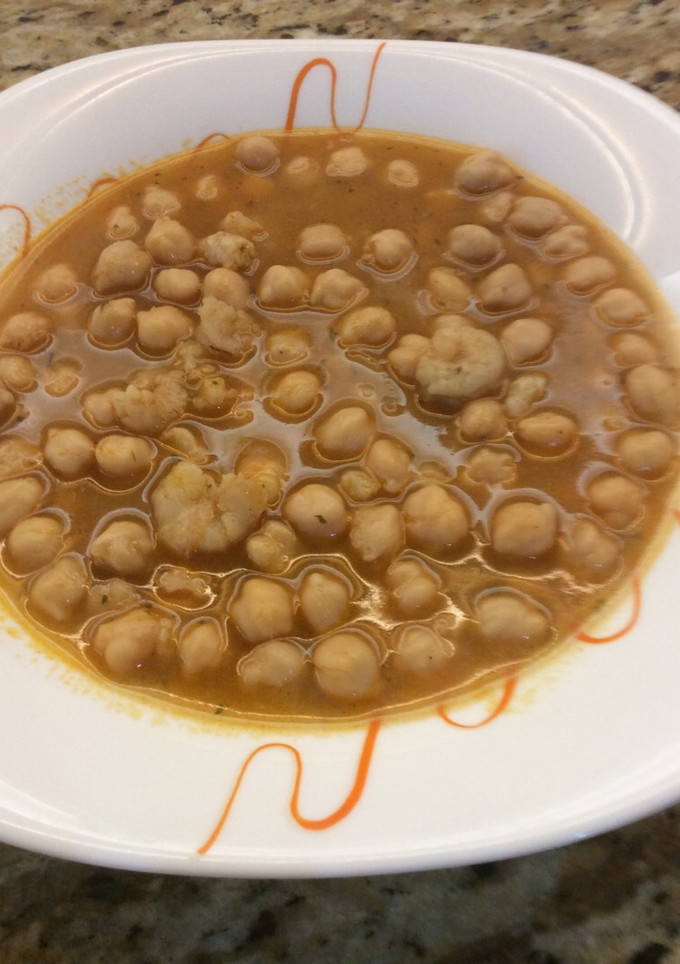 Una foto de Garbanzos con verduras