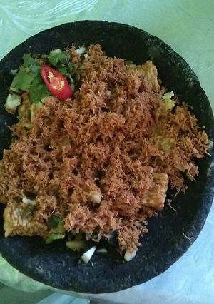 Foto resep tempe penyet sambal kelapa
