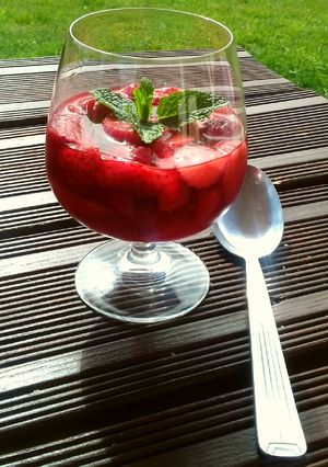 Une photo de Fraises de Phalempin au vin Clairet