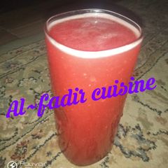 A picture of Water melon juice.