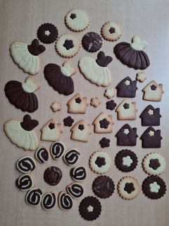 Una foto de Galletitas de manteca combinadas, vainilla y cacao