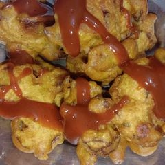 A picture of Onion pakoda.