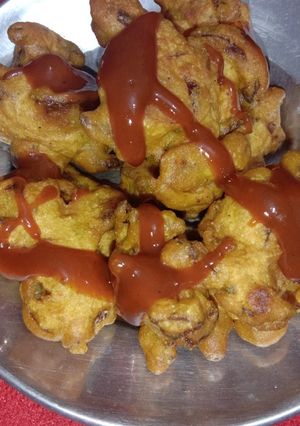 A picture of Onion pakoda.
