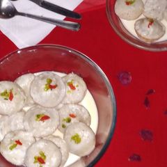 A picture of Rabri chitau Pitha.