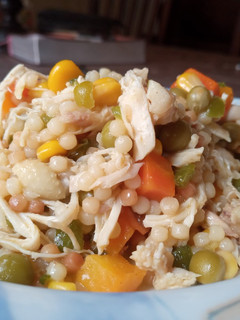 Una foto de Marmahon con pollo