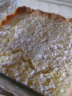 A picture of Classic Lemon Bars.