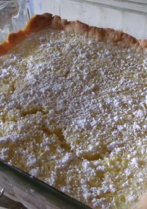 A picture of Classic Lemon Bars.